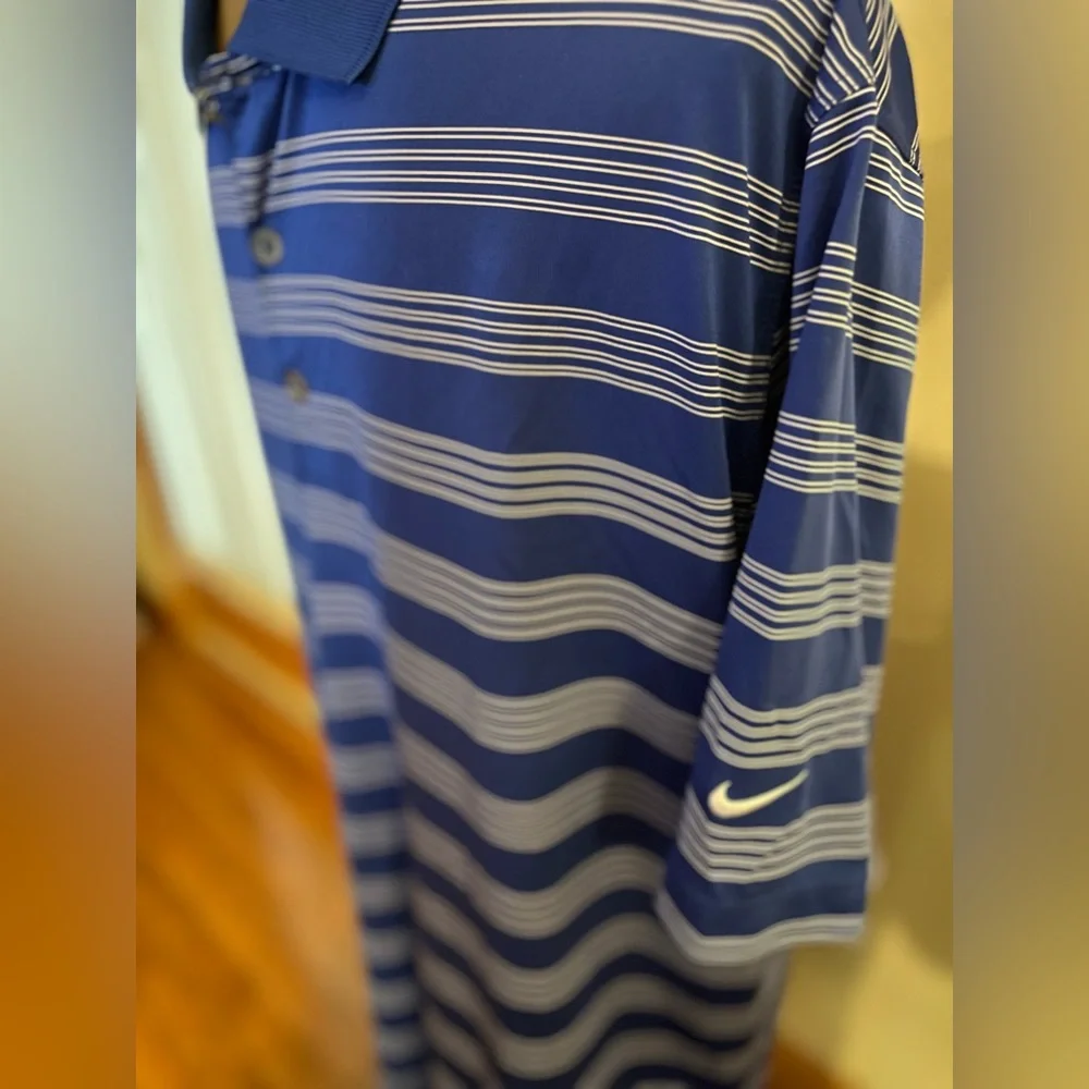 NIKE DRI-FIT GOLF POLO, ROYAL BLUE & WHITE, SIZE L - Picture 2 of 4
